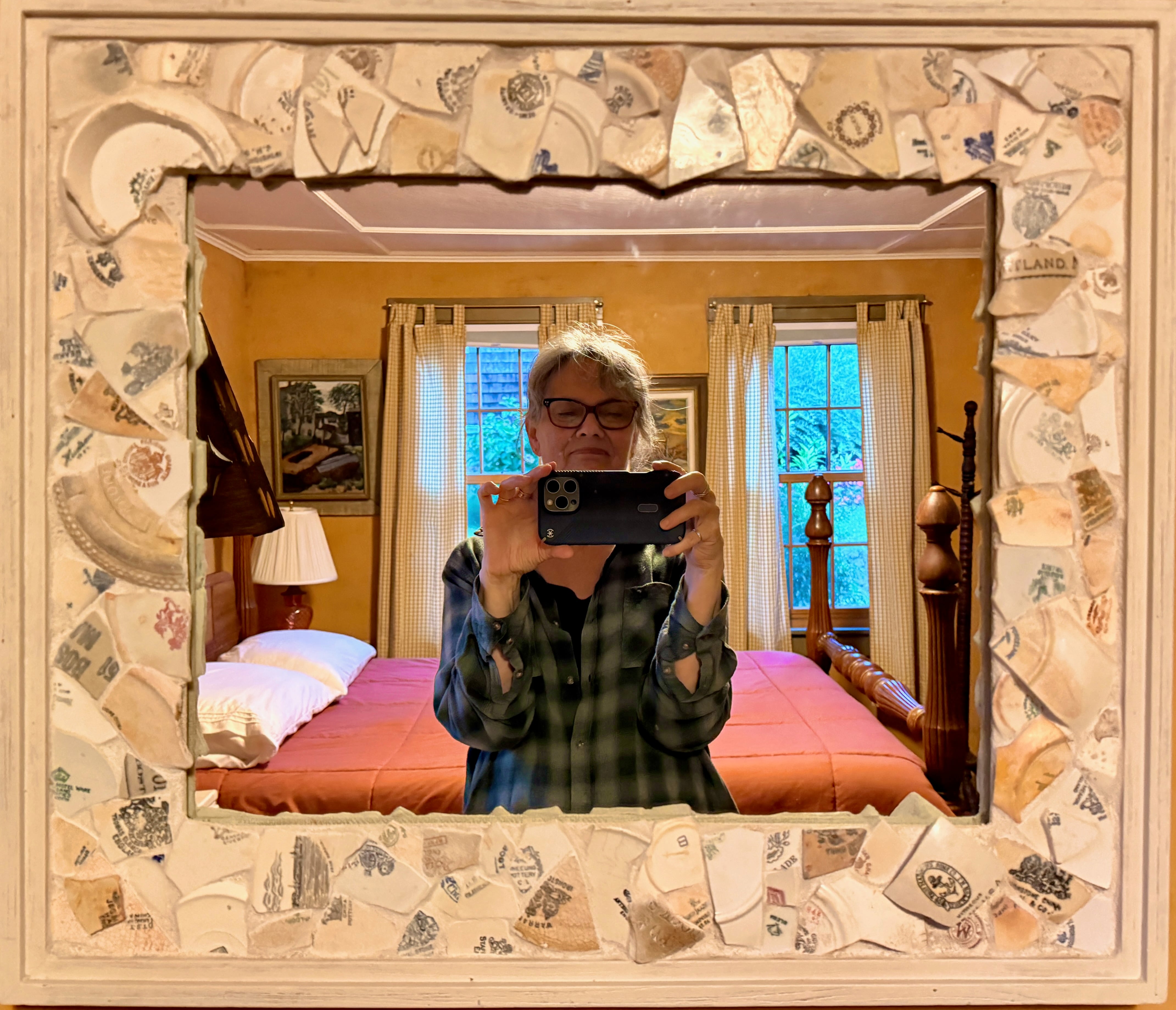 Trademark_Mirror